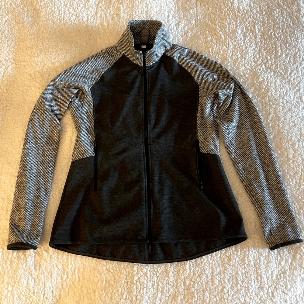 CHAMPION - Mock neck full zip track jacket - LIKE NEW - (XL)